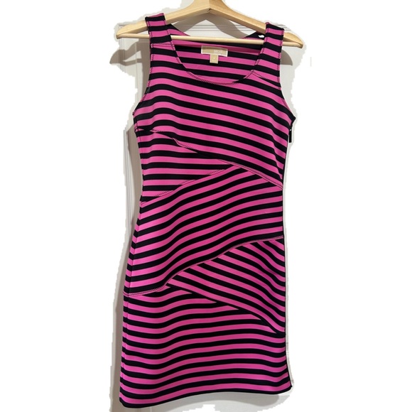 MICHAEL KORS BANDAGE STYLE DRESS SLEEVELESS STRIPED FULL SIDE ZIPPER IN SIZE 4 - Picture 3 of 8